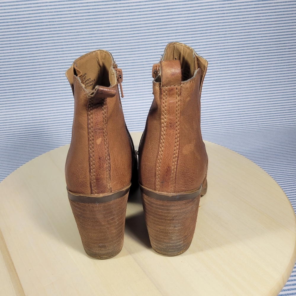 Lucky Brand Sassa Tan Leather Ankle Boots Booties Zipper Women's Size 7 - Picture 4 of 13